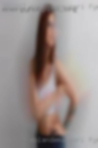 eolandemaugeri naked UK